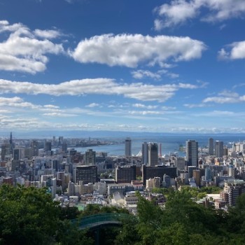 8月10日～8月18日　夏季休暇です